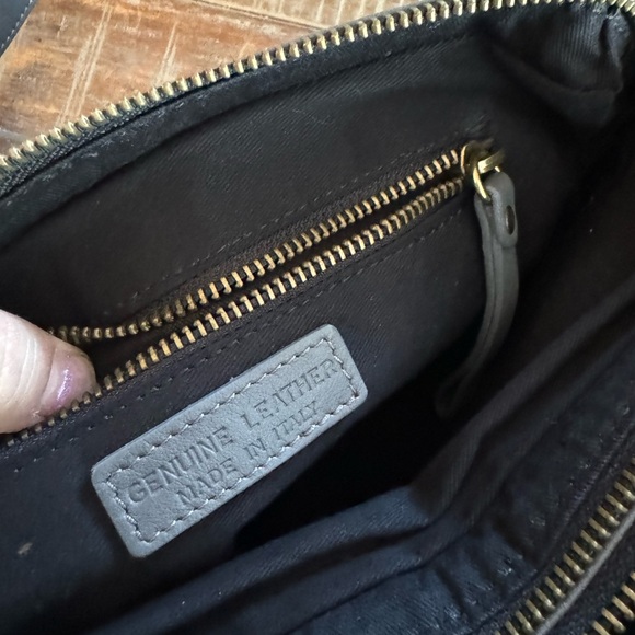 Made in Italy Genuine Leather gray crossbody bag with skull - Picture 3 of 15